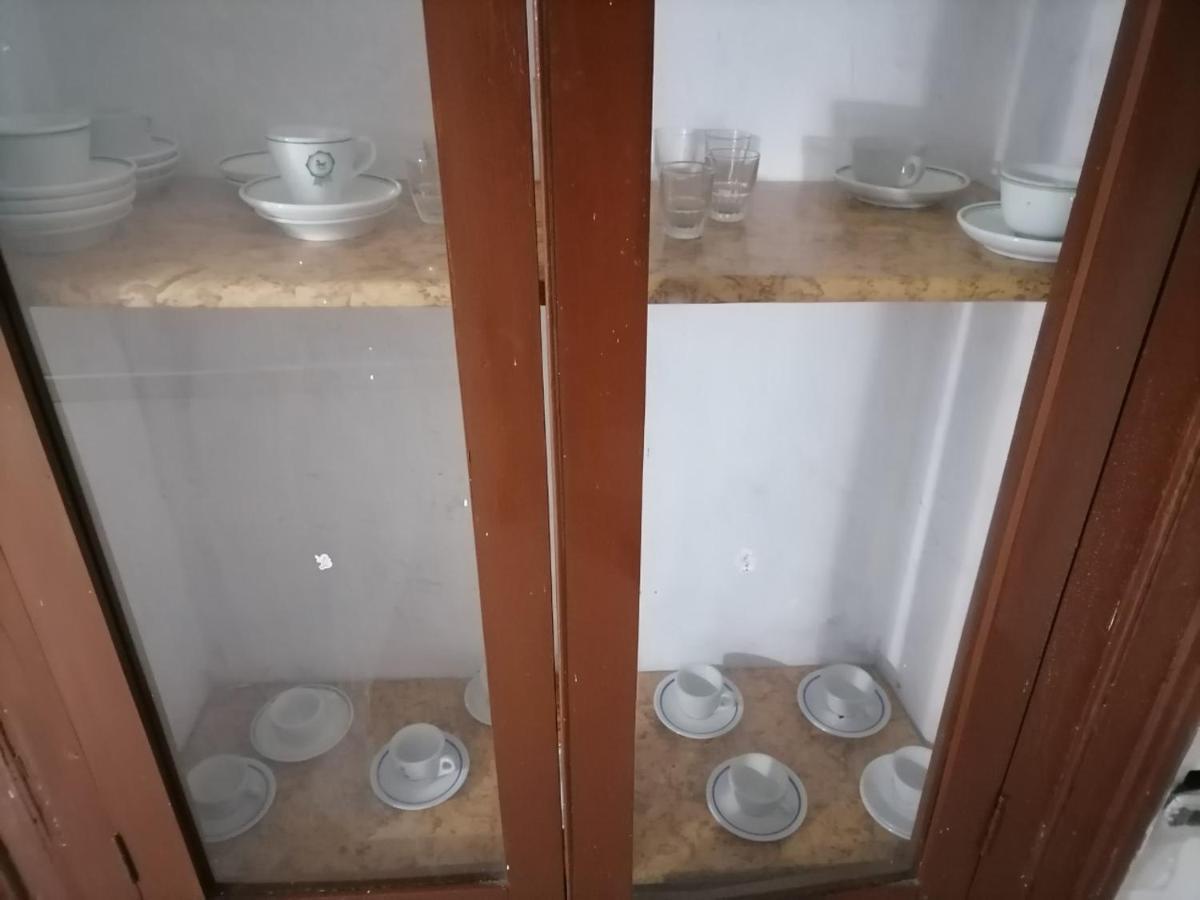 Sahary Hostel Naples Luaran gambar