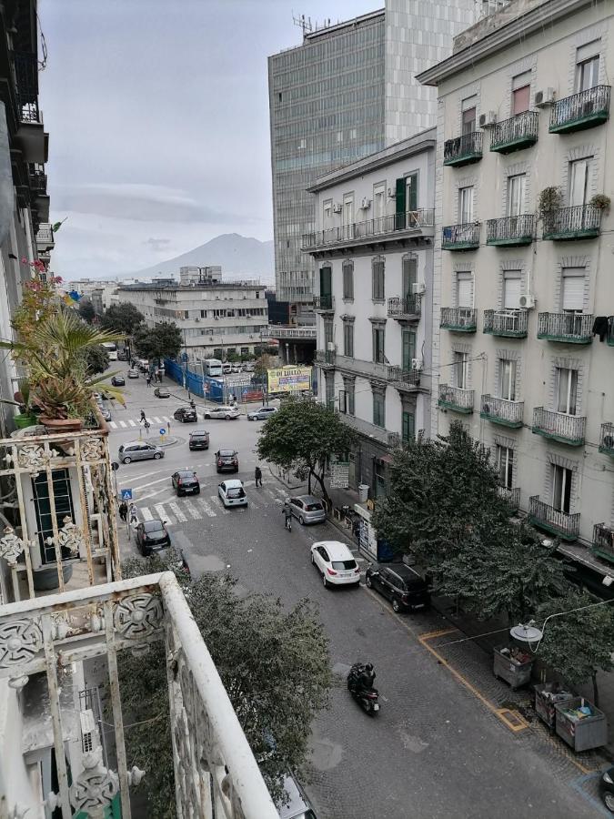 Sahary Hostel Naples Luaran gambar