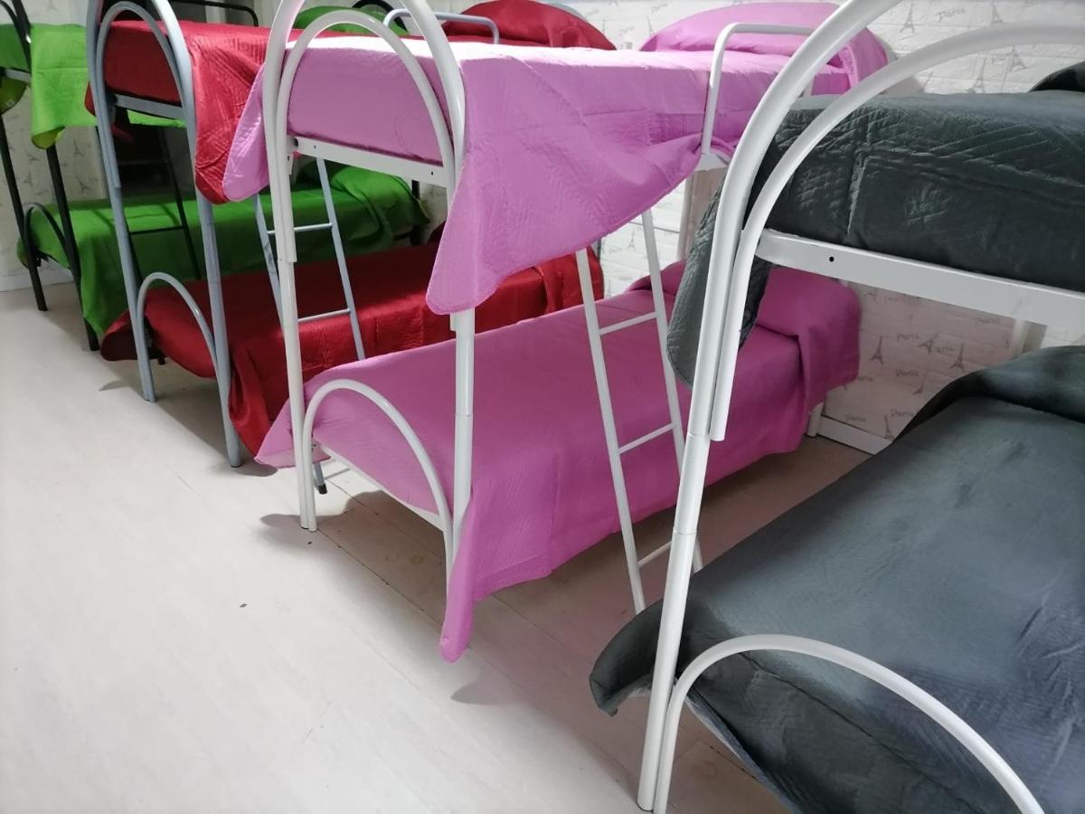 Sahary Hostel Naples Luaran gambar