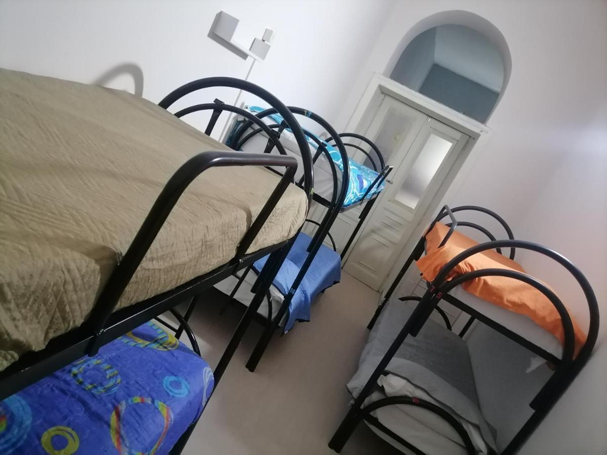 Sahary Hostel Naples Luaran gambar
